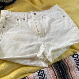 White lucky brand jean shorts size 8